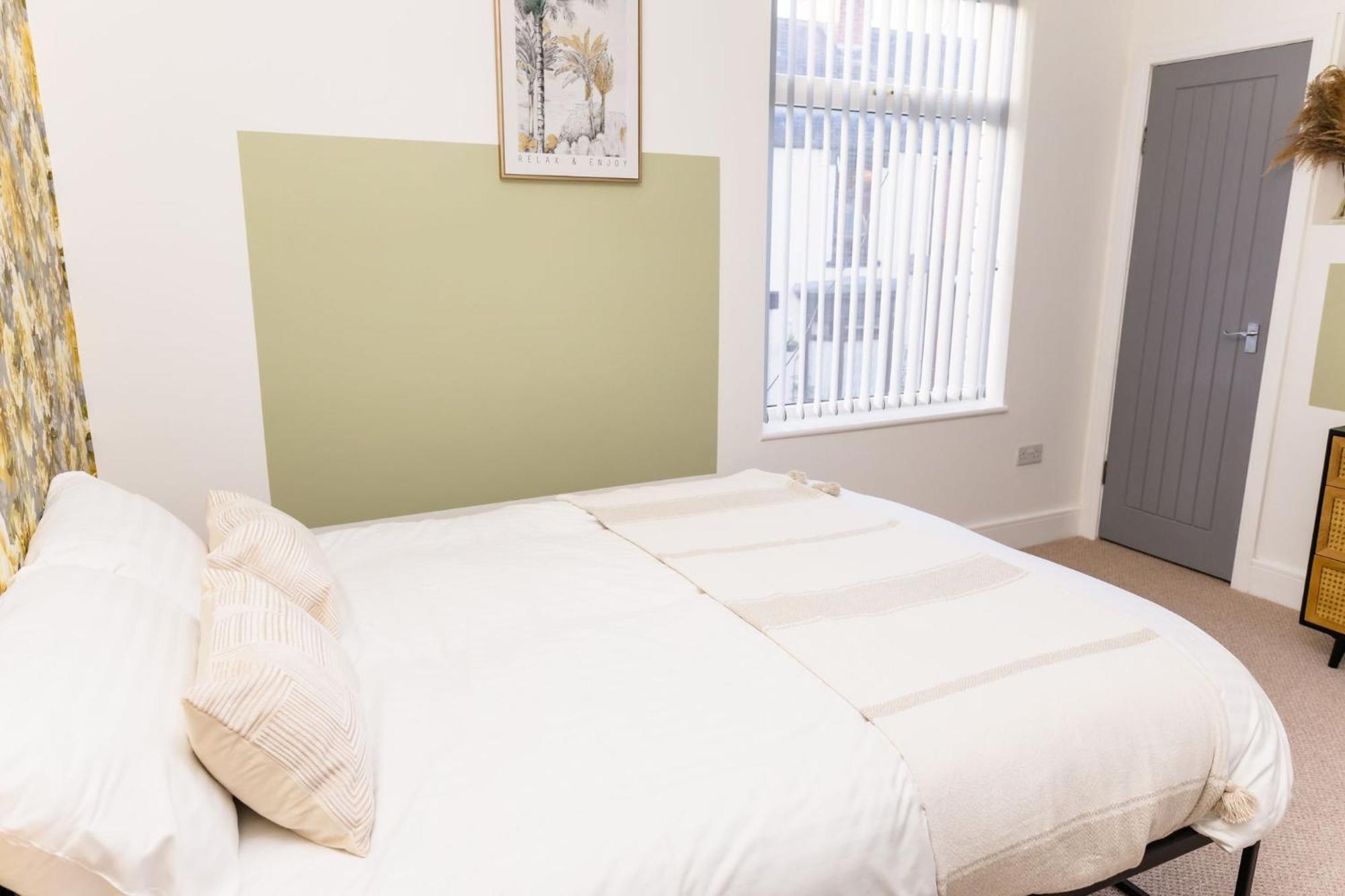 Muriel Retreat - Central Location - Free Parking, Fast Wifi, Smarttv With Netflix By Yoko Property Villa Redcar Luaran gambar