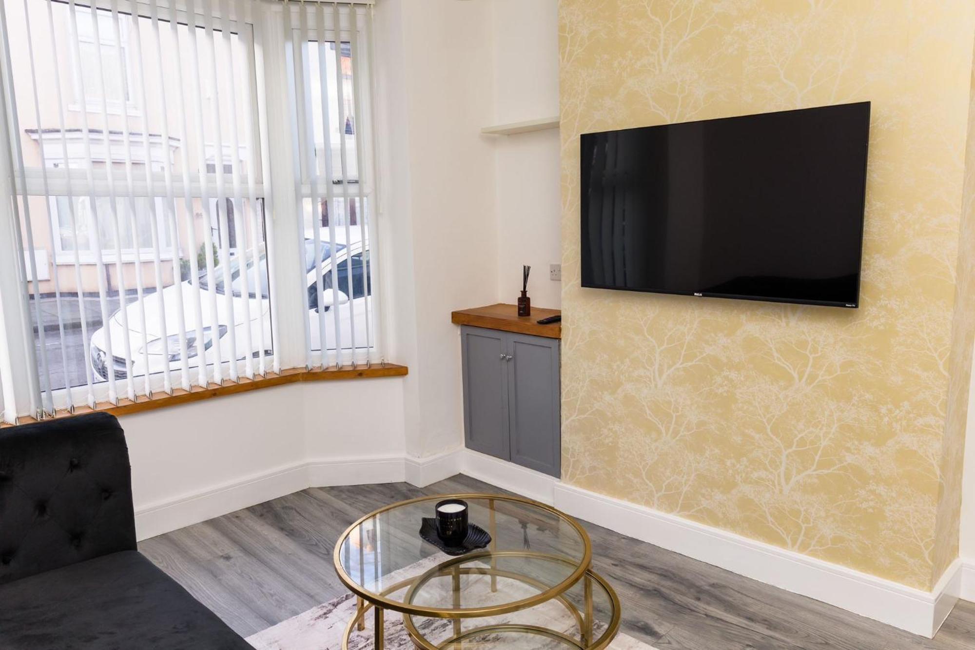 Muriel Retreat - Central Location - Free Parking, Fast Wifi, Smarttv With Netflix By Yoko Property Villa Redcar Luaran gambar